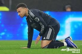 60分18助攻，詹姆斯与东契奇完美联手，湖人队士气大振，总冠军指日可待